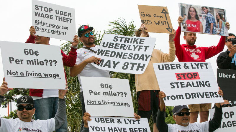 Illustration for article titled Uber And Lyft Take A Lot More From Drivers Than They Say